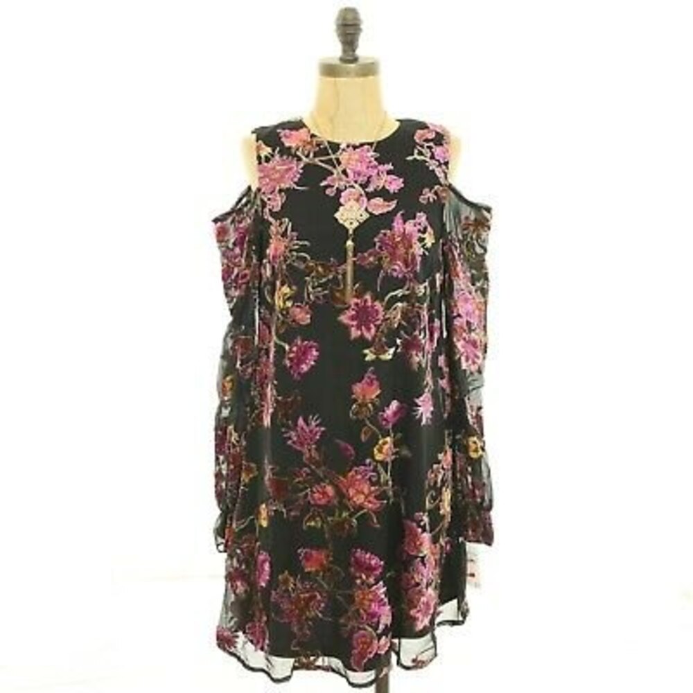 Chelsea28 Nordstrom Cold Shoulder Dress Size XS Velvet Burnout Floral NWT B43 - Picture 3 of 7